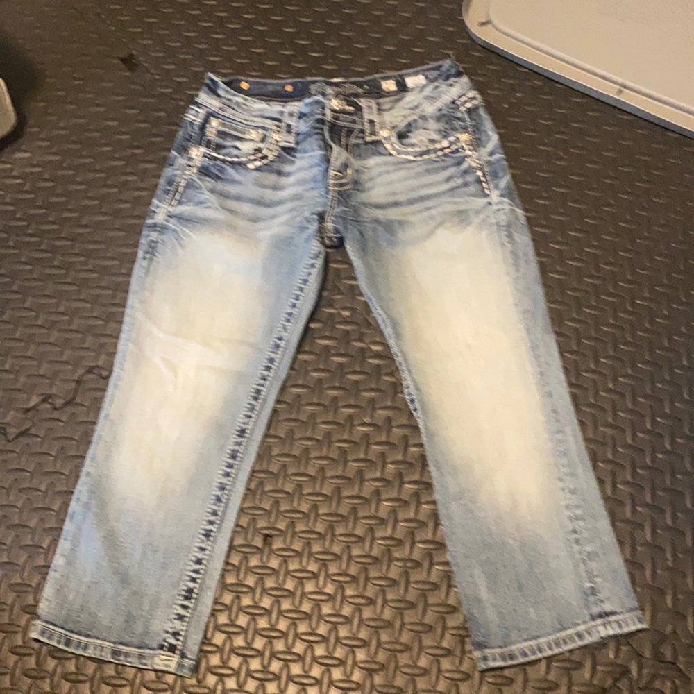 Miss Me size 27 Capri jeans